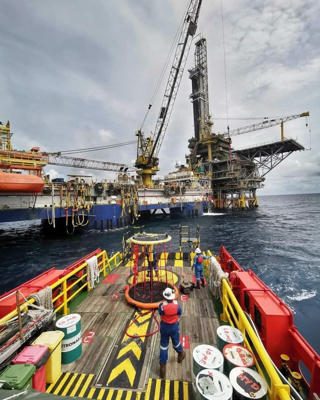Marine & Energy Equipment Distribution